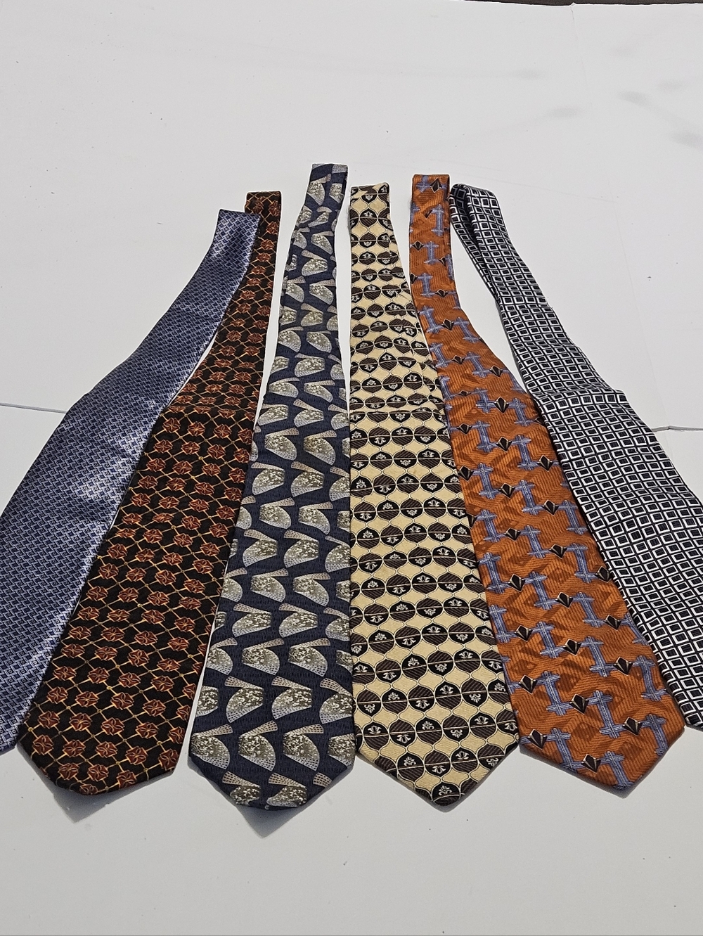 6 Misc. Name Brand Men's Silk Blue Brown Multi-Colored Neck Ties Various Designs